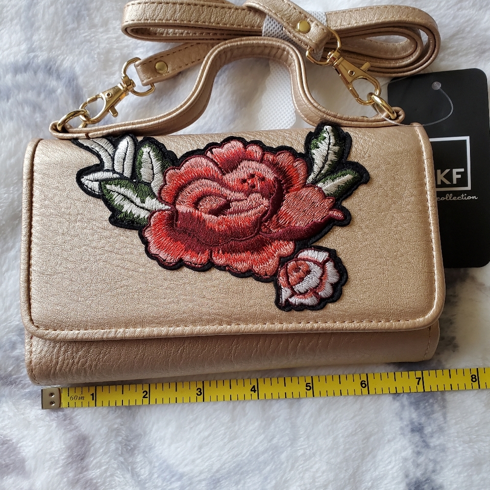 Golden clutch wallet - Picture 3 of 9